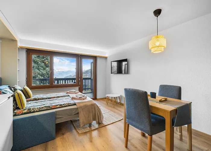 アパート Violettes 07 ナンダ