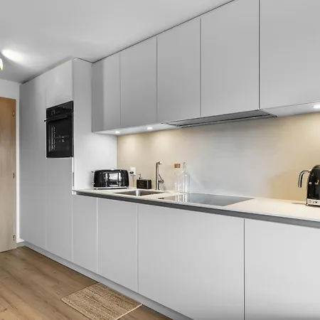 Violettes 07 شقة نينداز